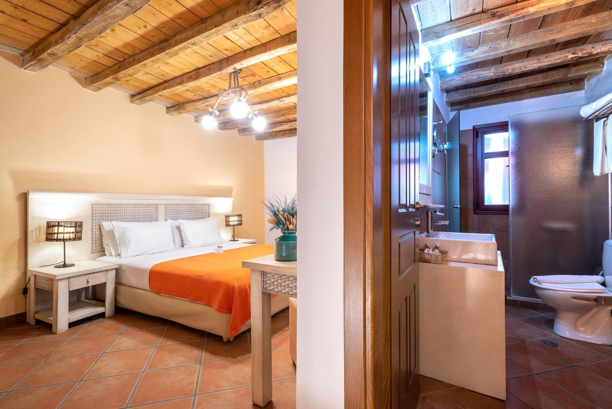 The Varos Residences Hotel Room photo