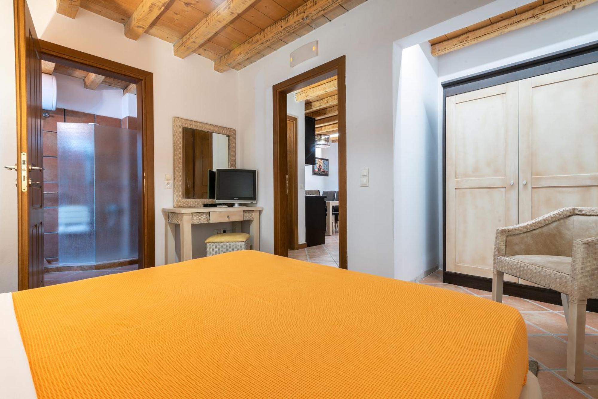 The Varos Residences Hotel Room photo
