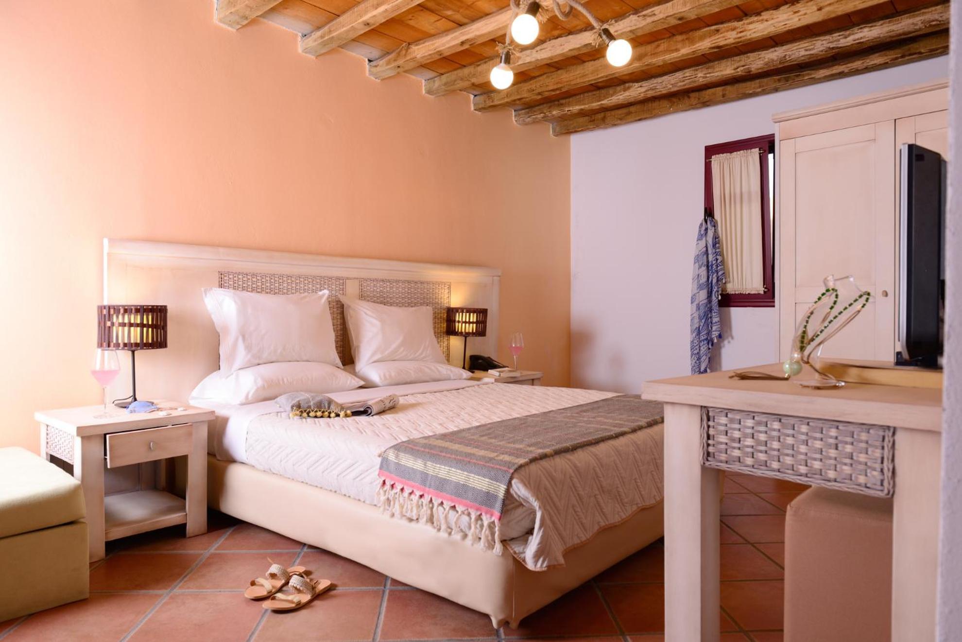 The Varos Residences Hotel Room photo