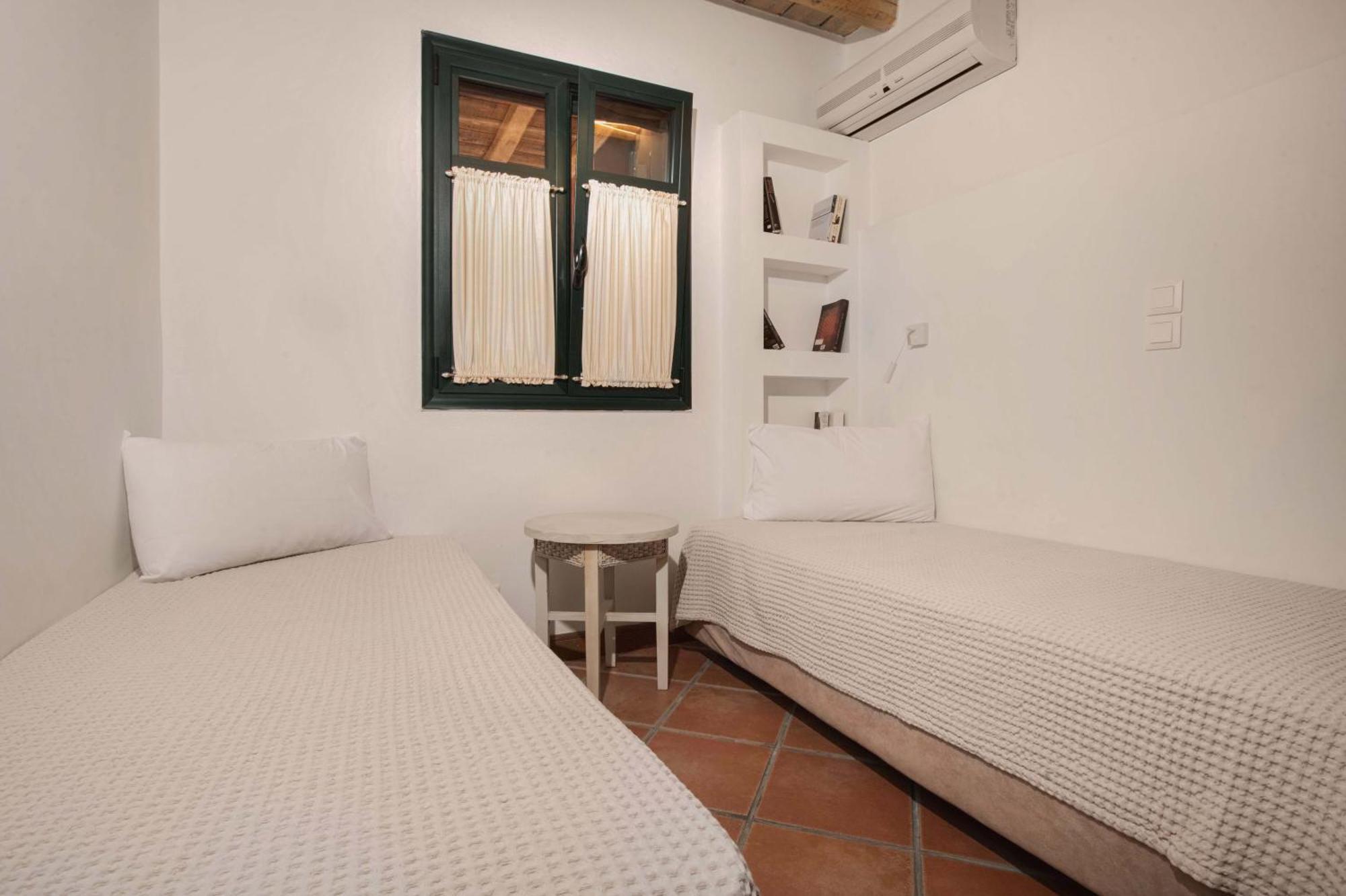 The Varos Residences Hotel Room photo